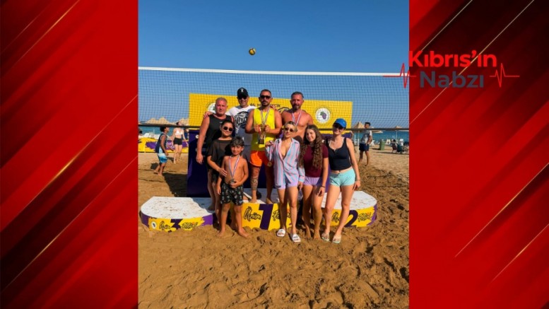 AMATÖR PLAJ VOLEYBOL TURNUVASI TAMAMLANDI