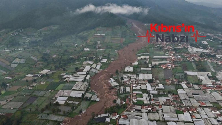 ENDONEZYA’DA TOPRAK KAYMASI: CAN KAYBI 34’E YÜKSELDİ