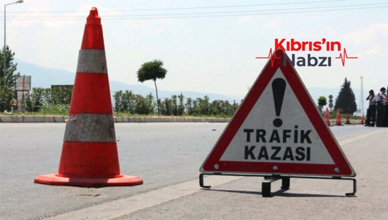 GİRNE’DE TRAFİK KAZASI: İKİ KİŞİ YARALANDI