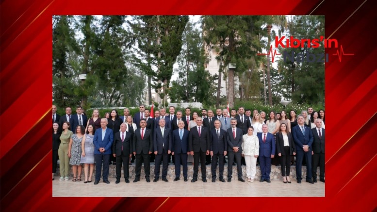 KKTC'DE GÖREVİNİ TAMAMLAYAN ÖĞRETMENLER İÇİN ANLAMLI VEDA