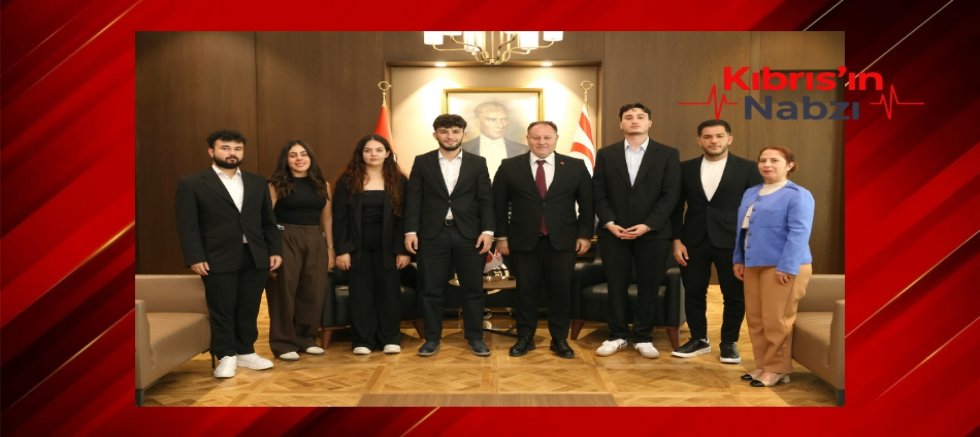 ÖZTÜRKLER KIBRIS TÜRK ÜNİVERSİTE ÖĞRENCİLERİ KONGRESİ HEYETİNİ KABUL ETTİ