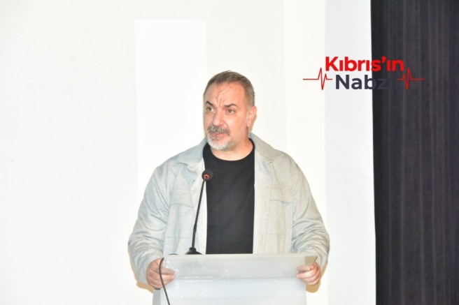 SOYALAN: TİYATRO, İNSANIN İNSANA AYNA TUTTUĞU EN YARATICI ALANLARDAN BİRİDİR