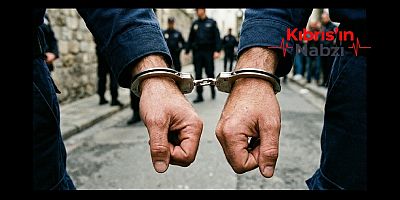 2 KİŞİ UYUŞTURUCU BULUNDURMAKTAN TUTUKLANDI