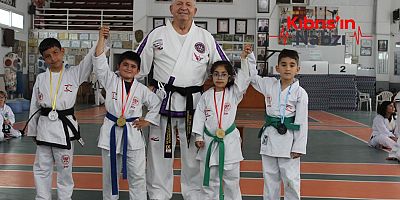 23 NİSAN TAEKWONDO ŞAMPİYONASI ÖNCEKİ GÜN YAPILDI