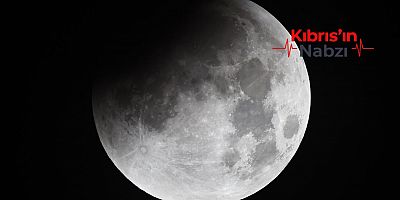 ÇİN, AY'DA İKİ YENİ MİNERAL KEŞFETTİ