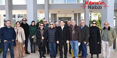 DAÜ-SEN REKTÖRLÜK ÖNÜNDE EYLEM YAPTI
