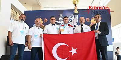 ENES DÜNYA ŞAMPİYONU