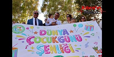 ERHÜRMAN, CİHANGİR'DEKİ ÇOCUK ŞENLİĞİNE KATILDI
