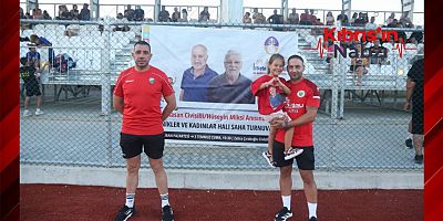 GOLLER; CİVİSİLLİ VE MİSK ANISINA ATILIYOR