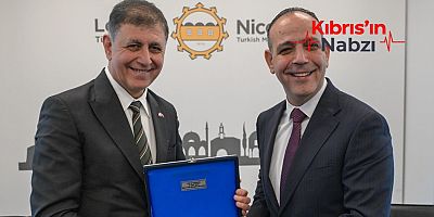 HARMANCI, İZMİR BÜYÜKŞEHİR BELEDİYE BAŞKANI İLE BİR ARAYA GELDİ