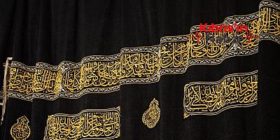 KABE’NİN ÖRTÜSÜ HAC SEZONU İÇİN YUKARI KALDIRILDI