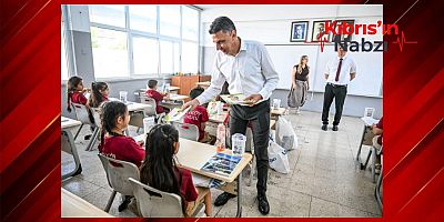 “KARLİNA’NIN HİKAYESİ” ÖĞRENCİLERE KARNE HEDİYESİ OLARAK DAĞITILDI