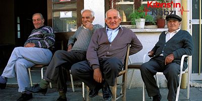 KIBRISLI RUMLAR DAHA ÇOK YAŞIYOR AMA İYİ YAŞLANMIYOR