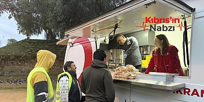 KIZILAY RAMAZAN’DA İFTAR SOFRASI KURUYOR