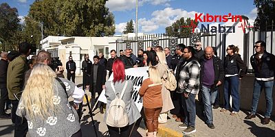 KTOEÖS, ELÇİLİK ÖNÜNDE EYLEM VE BASIN AÇIKLAMASI YAPTI