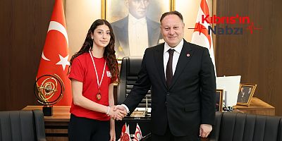 ÖZTÜRKLER: FIRSAT VERİLDİĞİNDE GENÇLERİMİZ KENDİNİ GÖSTERİYOR