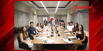 ÖZTÜRKLER ÜNİVERSİTE ÖĞRENCİLERİ İLE BULUŞTU