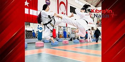 TAEKWONDOCULAR KIYASIYA YARIŞTI