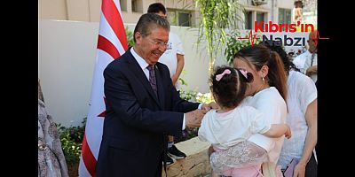 ÜSTEL, UBP GENEL MERKEZİ’NDE PARTİLİLERLE BAYRAMLAŞTI